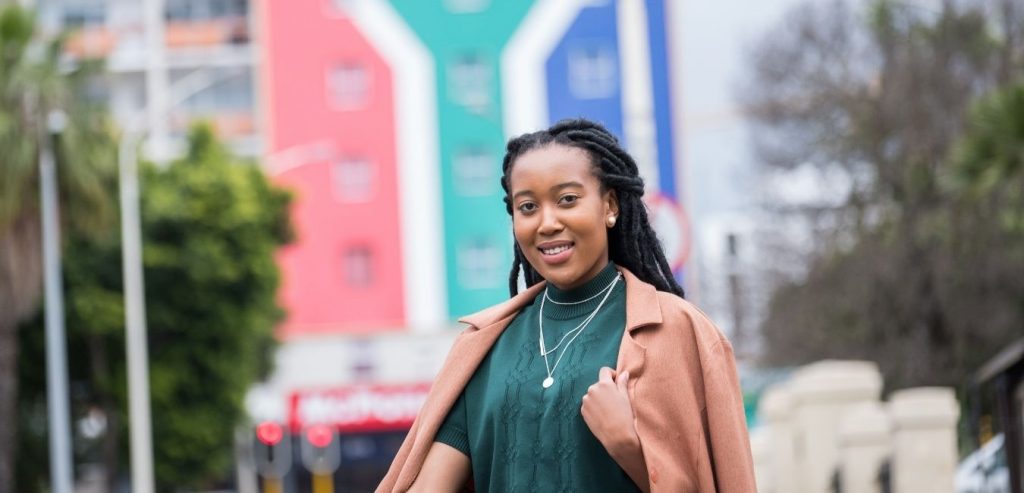 How to become a successful business woman